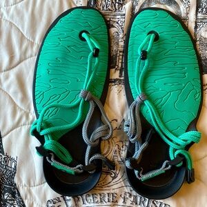 Xero Shoes Cloud Sandals Women’s Sz W9/M8 Charcoal Black/Turquoise Barefoot